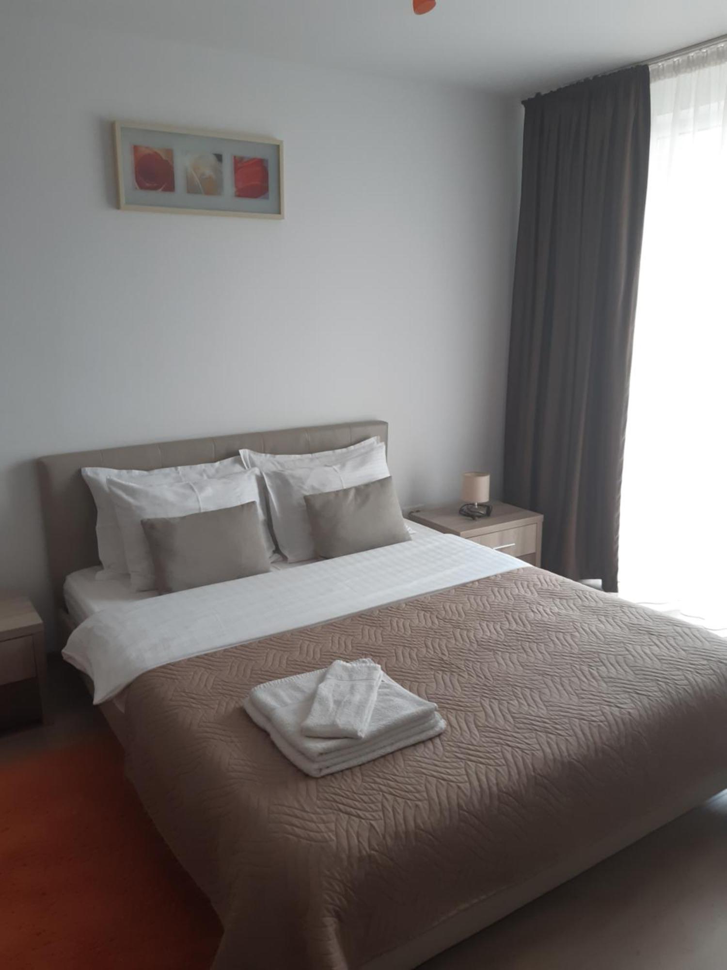 Apartament Marcel - Coresi Mall Braşov Extérieur photo